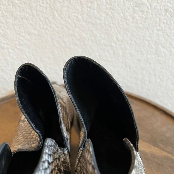 Marc Fisher LTD Yilda Snakeskin Leather Notched Ankle Boots Women's Size 7.5 M - Picture 3 of 10
